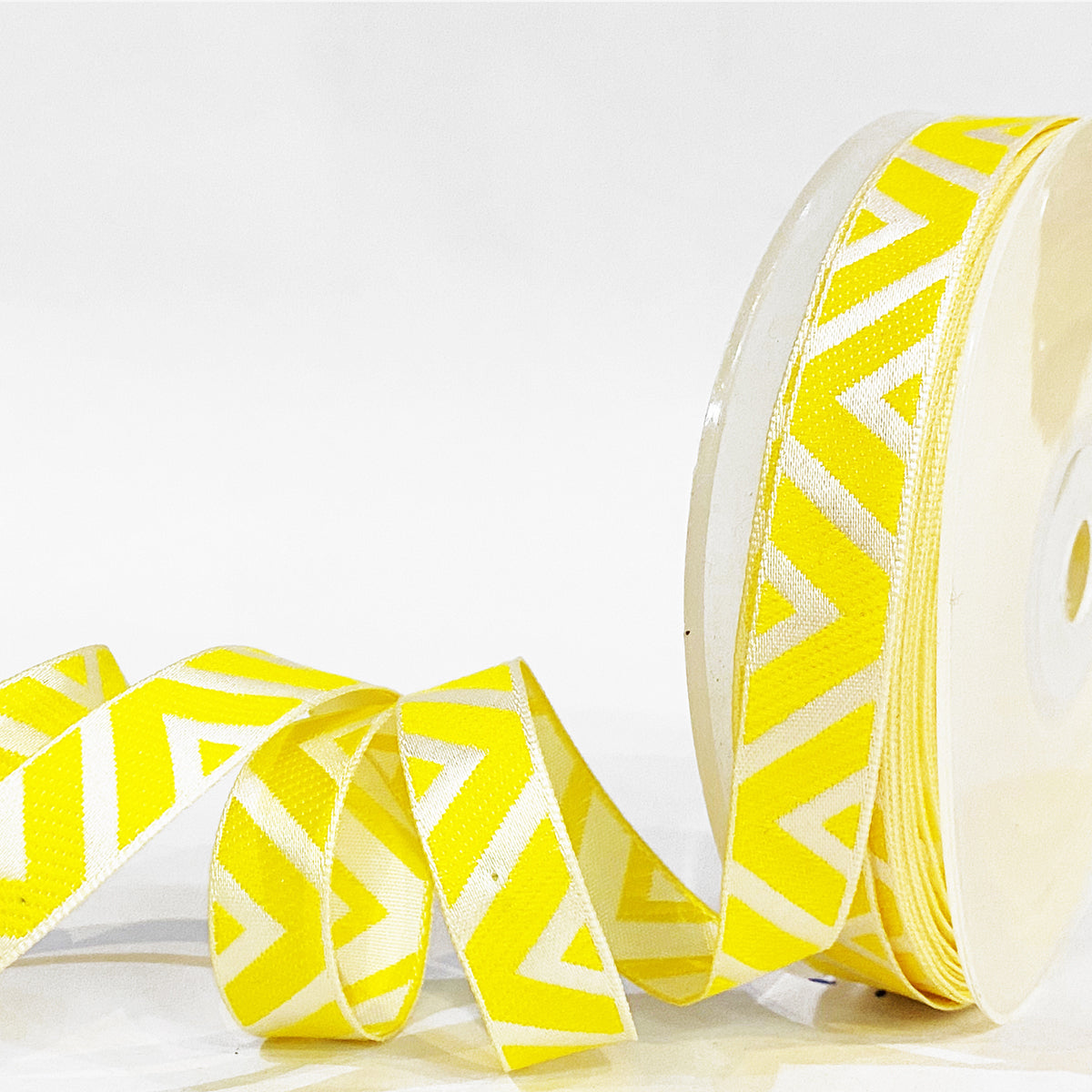 diagonal shape ribbon: perfect for every occasion / littl